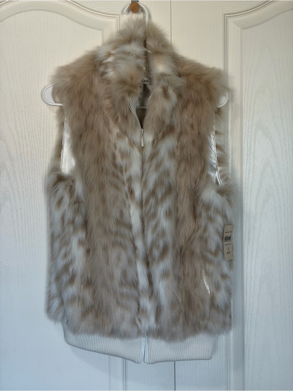NWT Coldwater Creek Soft Faux Fur Full Zip Mock Neck Vest Jacket Size M 10-12